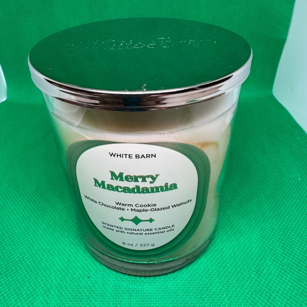 White Barn Merry Macadamia Scented Single Wick Candle - 🕯️ New